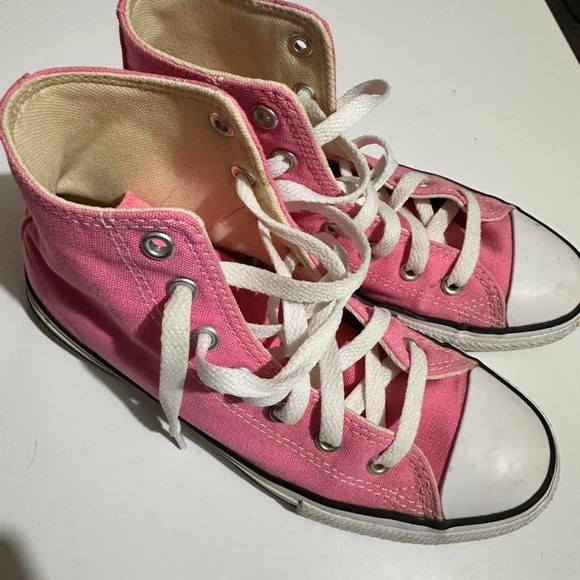 Converse Kids Other - Preloved Kids Pink Converse High Tops Size 2.5
